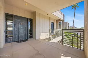 2802 E Camino Acequia Dr, Phoenix, AZ 85016 - Photo 2