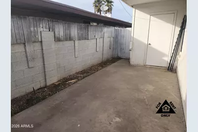2001 W Turney Avenue #6, Phoenix, AZ 85015 - Photo 8