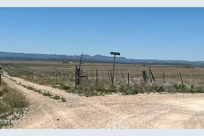 303-05-153 Parcel -- #F, Paulden, AZ 86334 - Photo 2