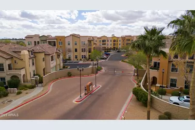 14575 W Mountain View Boulevard #11113, Surprise, AZ 85374 - Photo 8