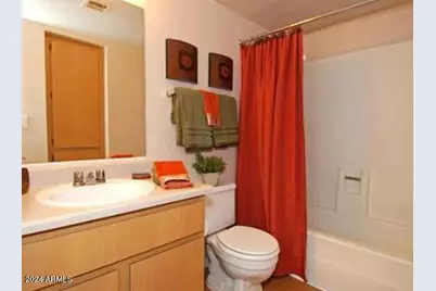 8344 N 67th Avenue #1A, Glendale, AZ 85302 - Photo 6