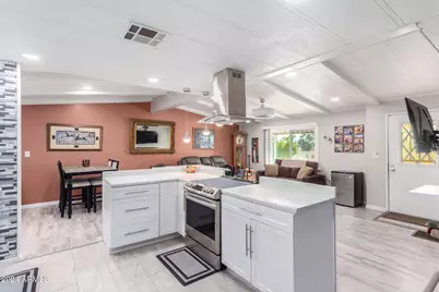 1611 E Villa Rita Drive #113, Phoenix, AZ 85022 - Photo 16