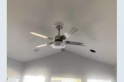 2205 W Klamath Avenue, Apache Junction, AZ 85119 - Photo 10