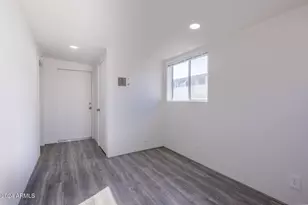 2727 E University Dr, Tempe, AZ 85288 - Photo 18