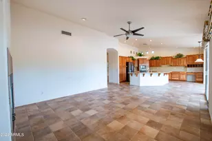 16068 W Edgemont Ave, Goodyear, AZ 85395 - Photo 28