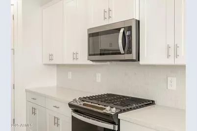 22471 W Pontiac Drive, Surprise, AZ 85387 - Photo 4