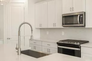 22471 W Pontiac Dr, Surprise, AZ 85387 - Photo 4