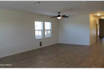 303 W Mammoth Cave Drive, San Tan Valley, AZ 85140 - Photo 16