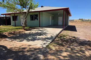 610 S 11th Pl W, Saint Johns, AZ 85936 - Photo 1