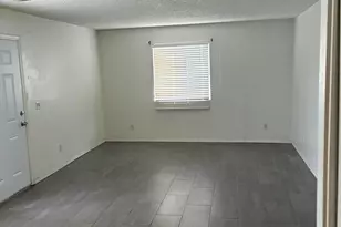 2687 W Ocotillo Rd, Phoenix, AZ 85017 - Photo 14