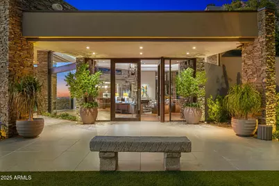 5630 E Rockridge Road, Phoenix, AZ 85018 - Photo 4