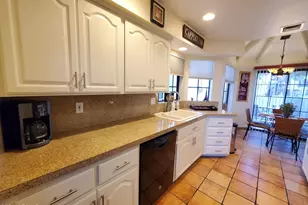 11011 N 92nd St, Scottsdale, AZ 85260 - Photo 12