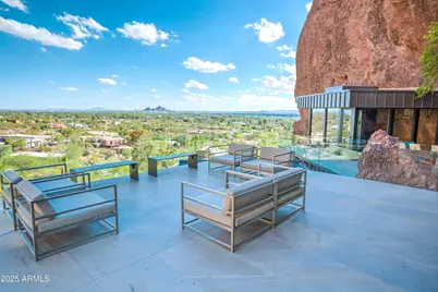 5302 N 47th Street, Phoenix, AZ 85018 - Photo 8