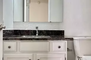 7800 E Lincoln Dr, Scottsdale, AZ 85250 - Photo 40