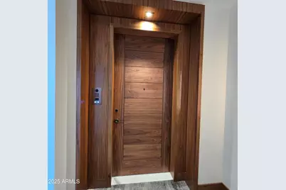 6587 N Palmeraie Boulevard #2022, Paradise Valley, AZ 85253 - Photo 1