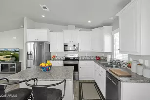 650 N Hawes Rd, Mesa, AZ 85207 - Photo 8