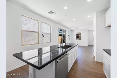 14644 W Sand Hills Road, Surprise, AZ 85387 - Photo 8