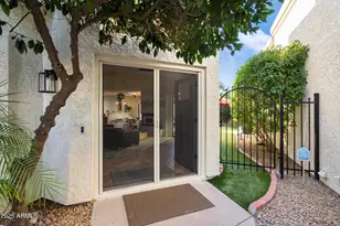 9690 N 105th Street N, Scottsdale, AZ 85258 - Photo 2