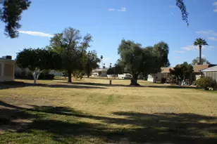 10731 W Mission Ln, Sun City, AZ 85351 - Photo 8