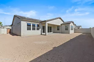 7569 W Evans Dr, Peoria, AZ 85381 - Photo 8