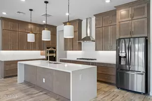 7592 W Evans Dr, Peoria, AZ 85381 - Photo 4