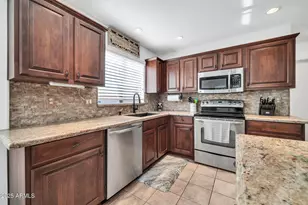 20219 N 33rd Pl, Phoenix, AZ 85050 - Photo 6