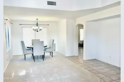 20219 N 33rd Place, Phoenix, AZ 85050 - Photo 10