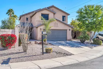 20219 N 33rd Place, Phoenix, AZ 85050 - Photo 2