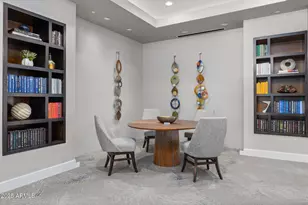 2211 E Camelback Rd, Phoenix, AZ 85016 - Photo 30