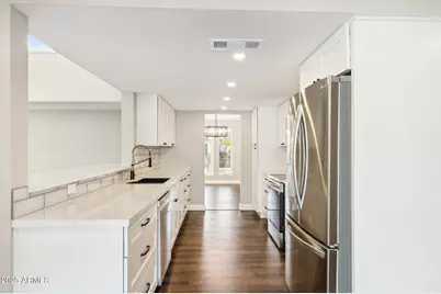 9412 N 33rd Way, Phoenix, AZ 85028 - Photo 4