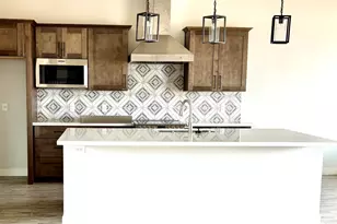 29340 N 231st Ave, Wittmann, AZ 85361 - Photo 2