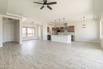 29340 N 231st Avenue, Wittmann, AZ 85361 - Photo 4