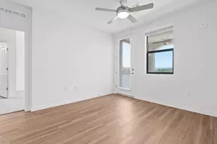 5885 S 32nd St, Phoenix, AZ 85040 - Photo 2