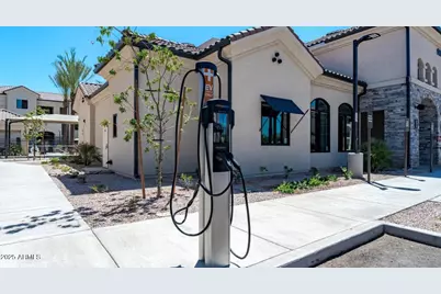 5885 S 32nd Street #B2, Phoenix, AZ 85040 - Photo 32