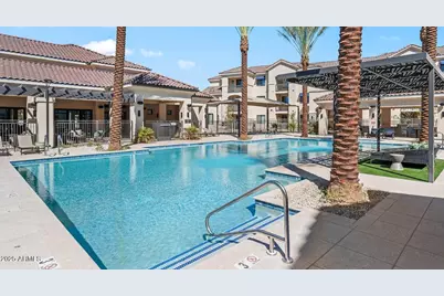 5885 S 32nd Street #C1, Phoenix, AZ 85040 - Photo 4