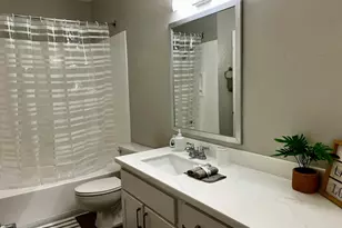 7333 E Chaparral Rd, Scottsdale, AZ 85250 - Photo 10