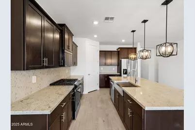 22563 W Pontiac Drive, Surprise, AZ 85387 - Photo 8