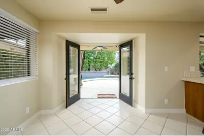 8209 E Del Cristal Drive, Scottsdale, AZ 85258 - Photo 22