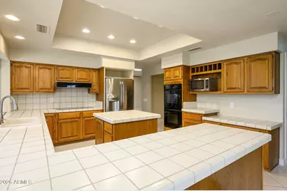 8209 E Del Cristal Drive, Scottsdale, AZ 85258 - Photo 18