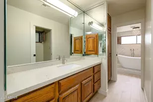 8209 E Del Cristal Dr, Scottsdale, AZ 85258 - Photo 30