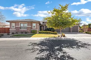 1783 E Desert Broom Pl, Chandler, AZ 85286 - Photo 1