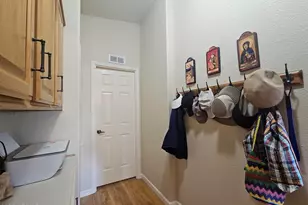 650 N Hawes Rd, Mesa, AZ 85207 - Photo 34