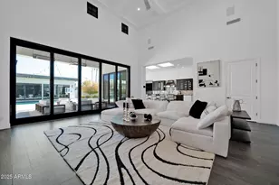 4819 N 68th Pl, Scottsdale, AZ 85251 - Photo 8