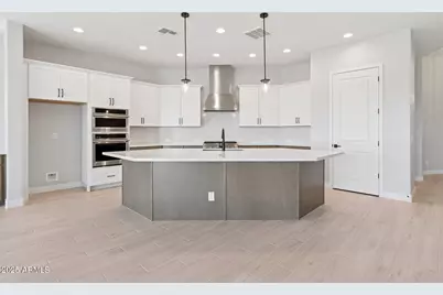 21569 W Pierson Street, Buckeye, AZ 85396 - Photo 4