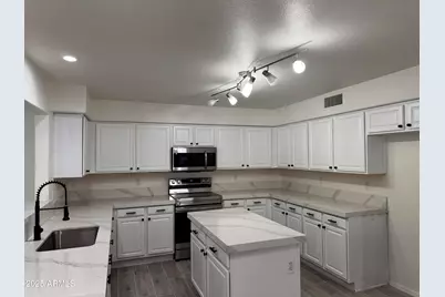 15727 W Rimrock Street, Surprise, AZ 85374 - Photo 10