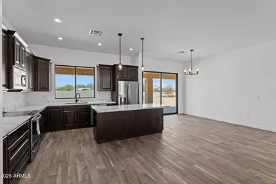 21032 W Skinner Road, Wittmann, AZ 85361 - Photo 12