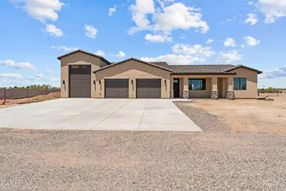 21032 W Skinner Road, Wittmann, AZ 85361 - Photo 1