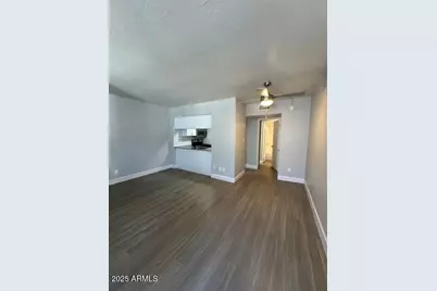 2250 W Glendale Avenue #1, Phoenix, AZ 85021 - Photo 4