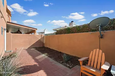 3703 E Mitchell Drive, Phoenix, AZ 85018 - Photo 8