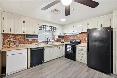 8103 E Southern Avenue #84, Mesa, AZ 85209 - Photo 2